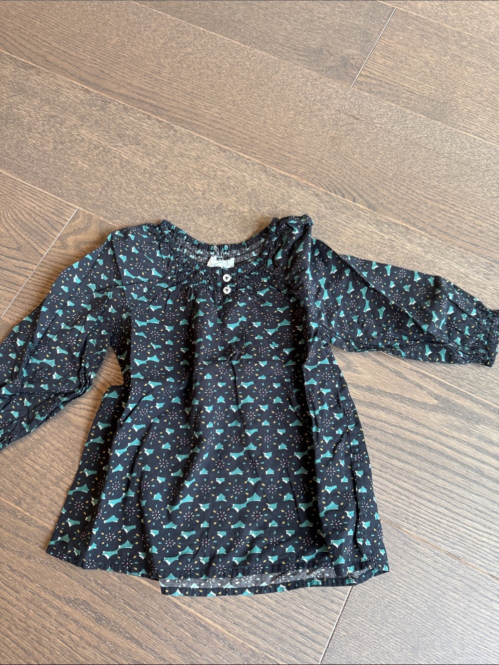 Girls' Black & Teal Patterned Long-Sleeve Blouse
